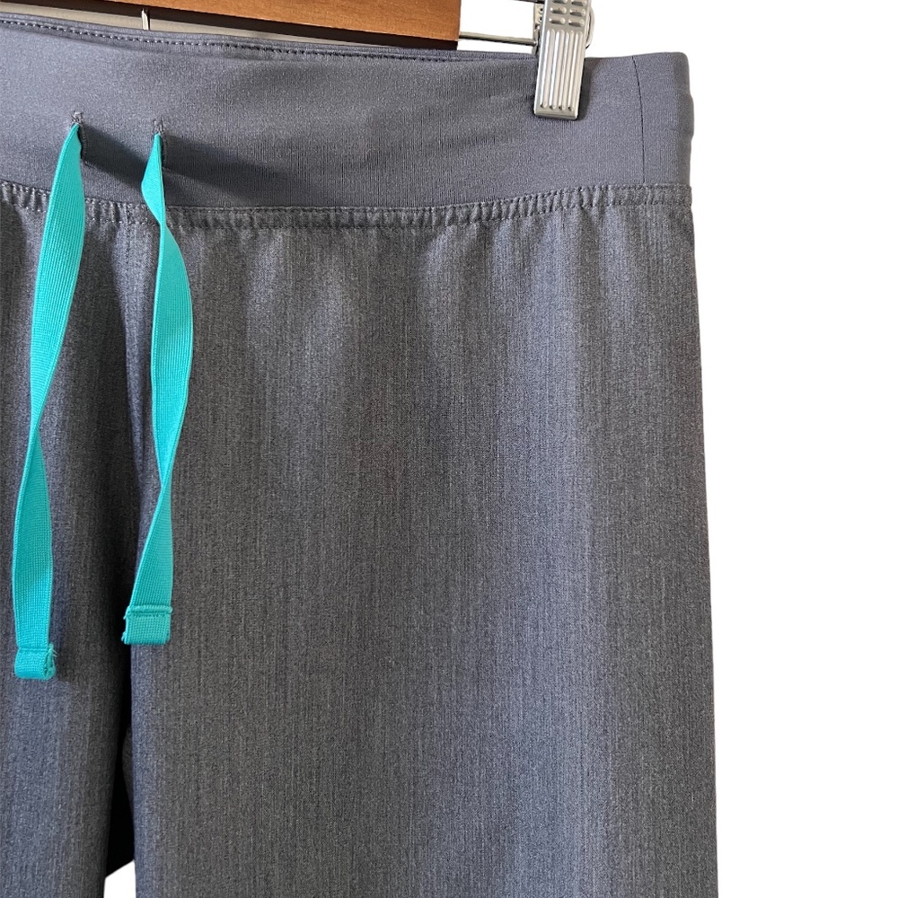 Figs Technical Collection Livingston Basic Scrub … - image 4